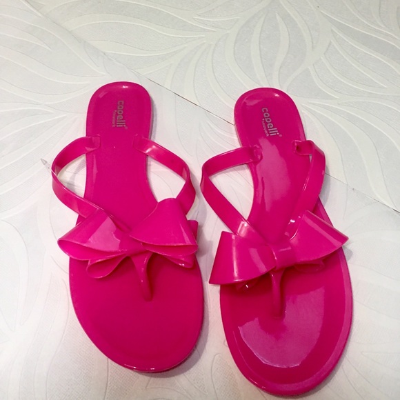 Pink Flip flops - Picture 2 of 4